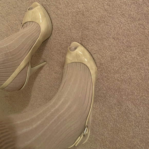 Enzo Angiolini Eastarlite natural platform heels - Picture 5 of 11